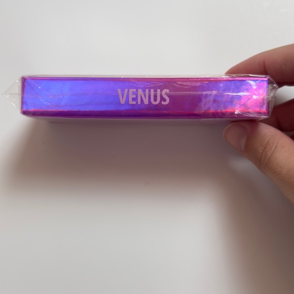 Glamnetic Magnetic Lashes in Venus BNIB - Picture 7 of 7